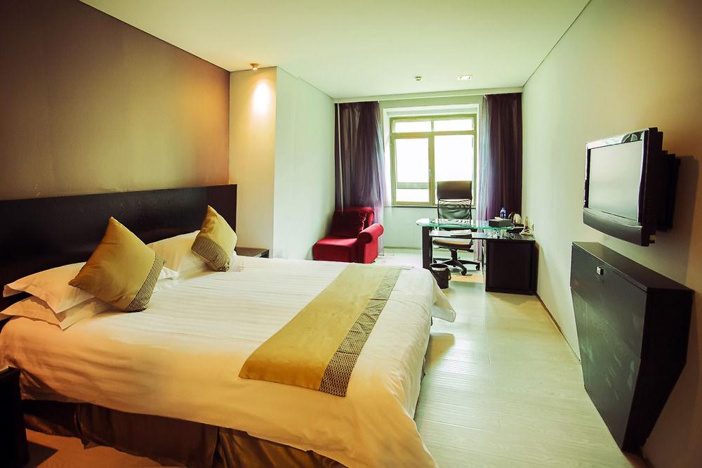 Fx Hotel Xujiahui - Shanghai Stadium Branch Esterno foto