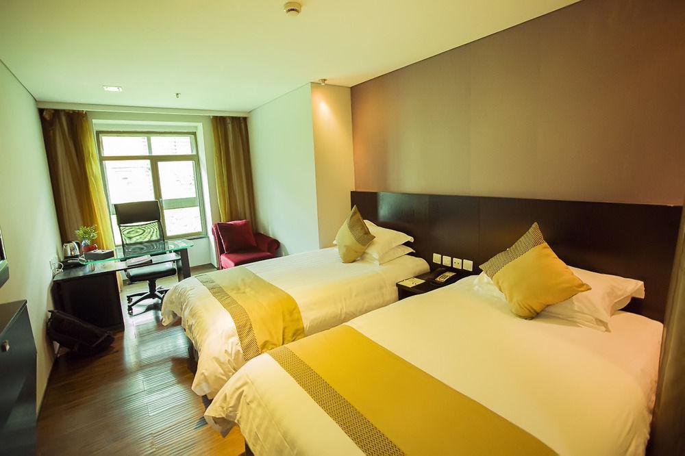 Fx Hotel Xujiahui - Shanghai Stadium Branch Esterno foto