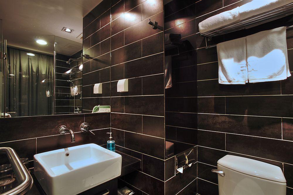 Fx Hotel Xujiahui - Shanghai Stadium Branch Esterno foto