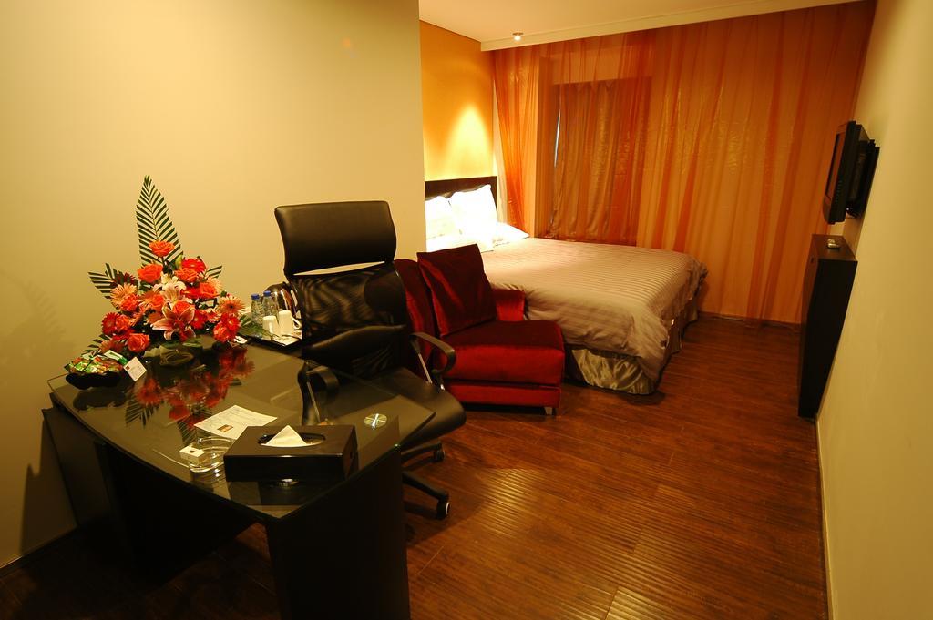 Fx Hotel Xujiahui - Shanghai Stadium Branch Esterno foto