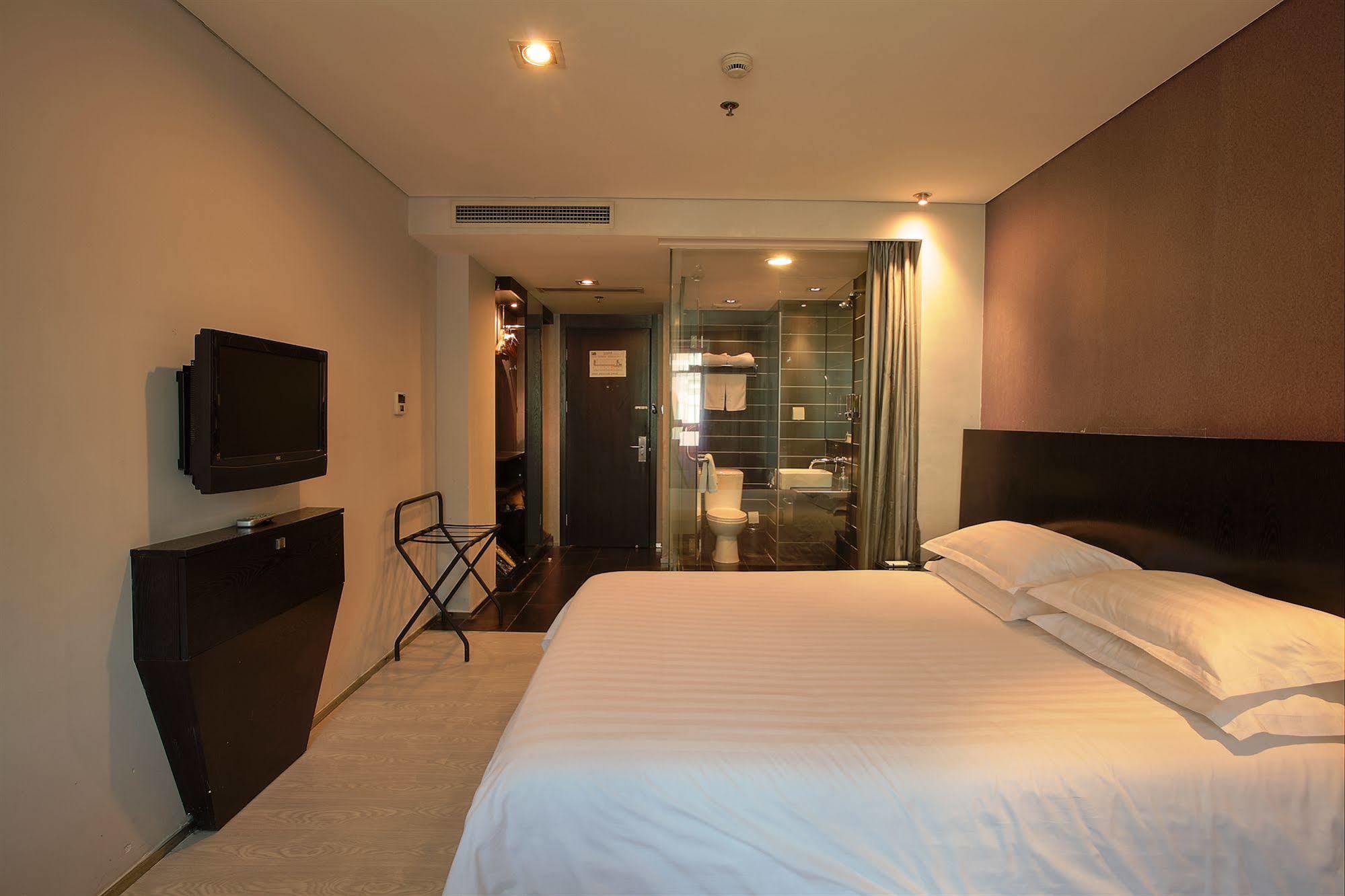Fx Hotel Xujiahui - Shanghai Stadium Branch Esterno foto