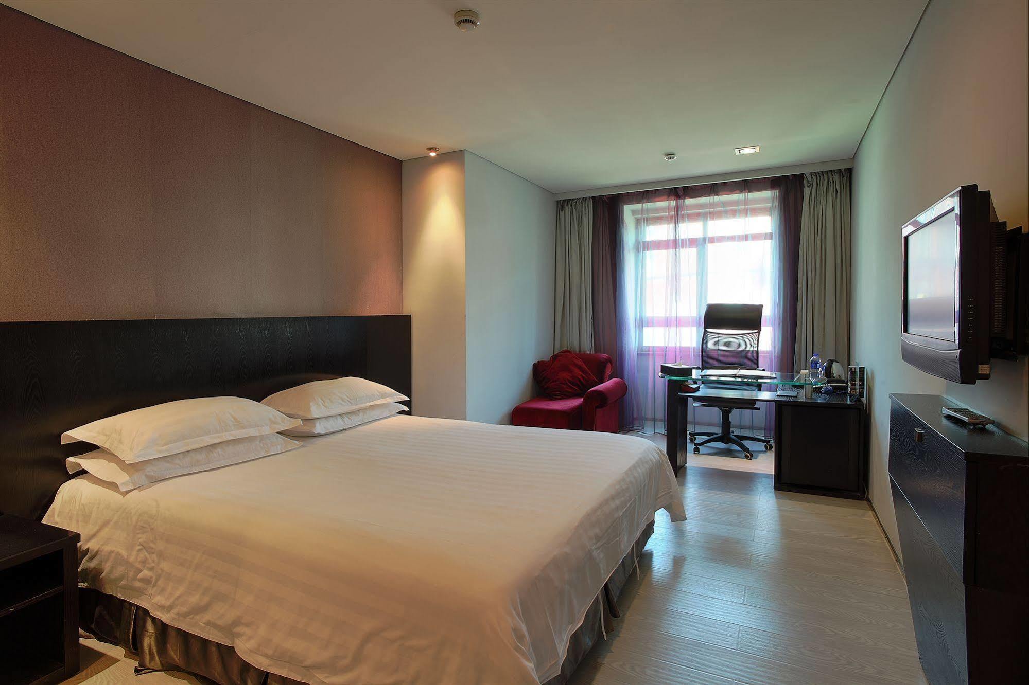 Fx Hotel Xujiahui - Shanghai Stadium Branch Esterno foto