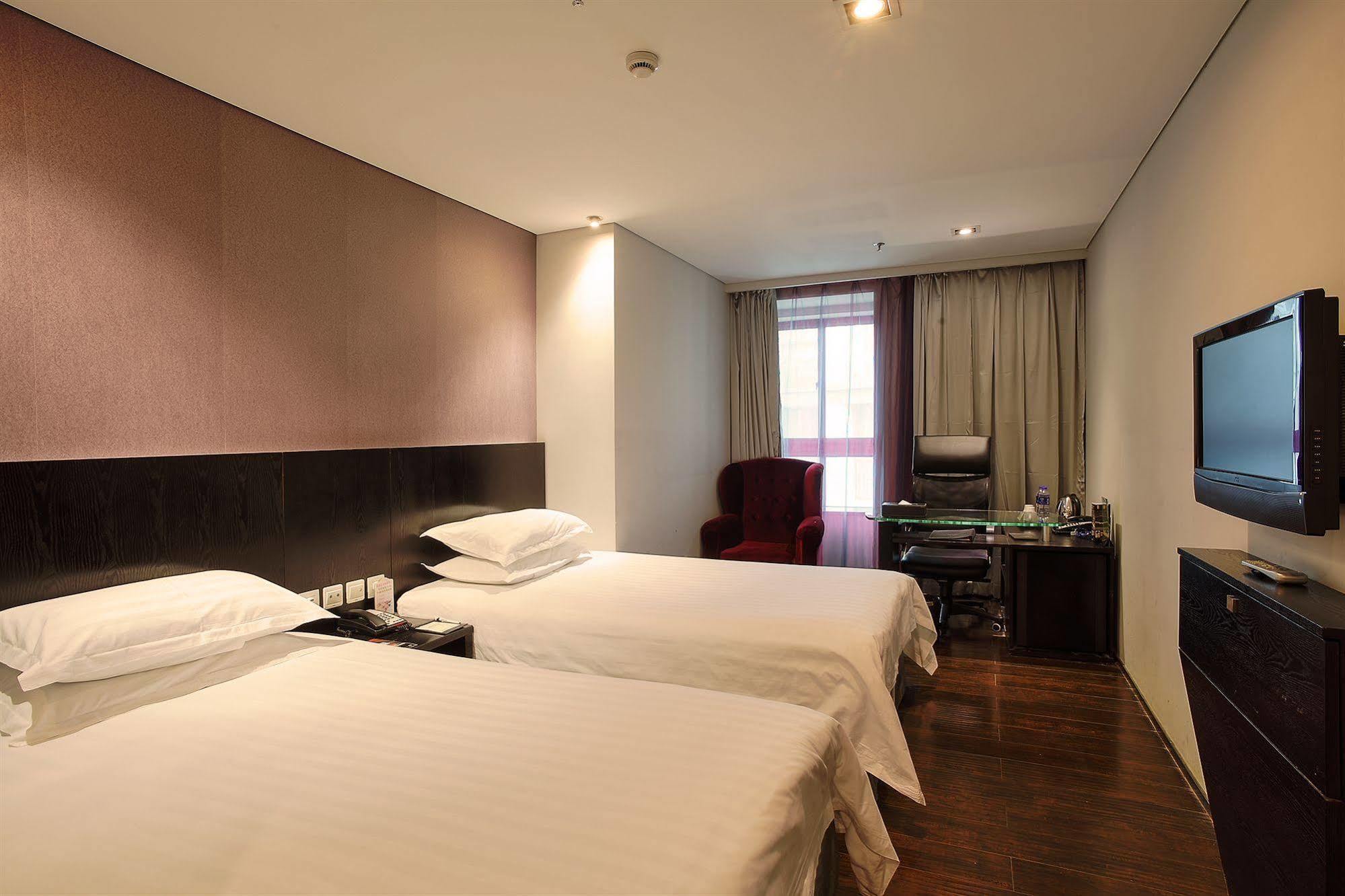 Fx Hotel Xujiahui - Shanghai Stadium Branch Esterno foto