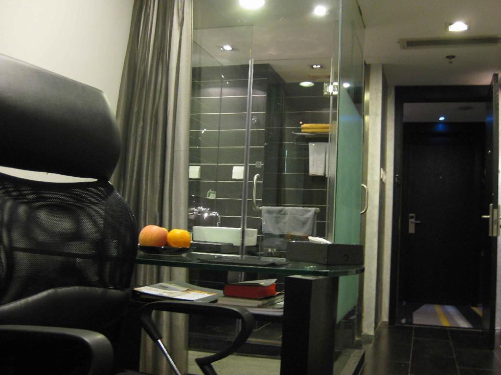 Fx Hotel Xujiahui - Shanghai Stadium Branch Esterno foto